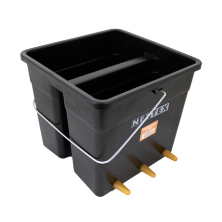 Lamb Feeder Bucket 6 teats (slots over hurdle)